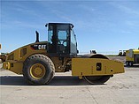 12 CATERPILLAR CS76