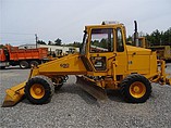 98 GEHL MG690