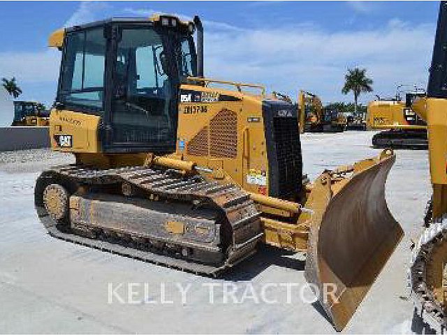 12 CATERPILLAR D5K XL