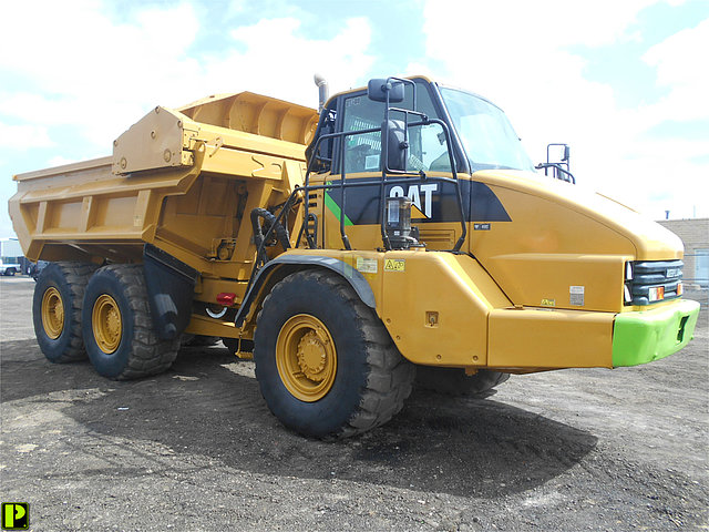 2005 CATERPILLAR 730 EJECTOR Photo