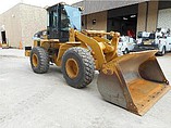06 CATERPILLAR 938G II