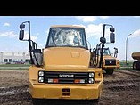 2011 CATERPILLAR 725 Photo #5