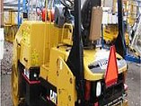 06 CATERPILLAR CB-334E