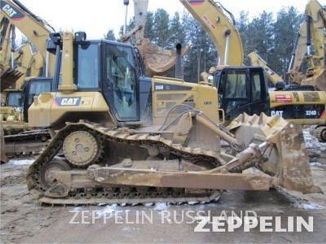 12 CATERPILLAR D6N XL