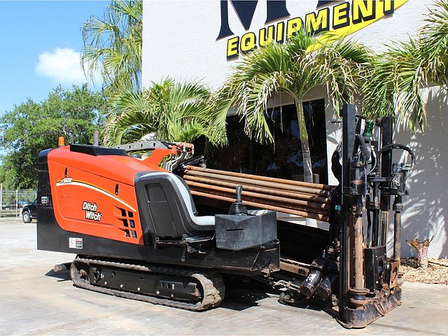 2008 DITCH WITCH JT922 Photo