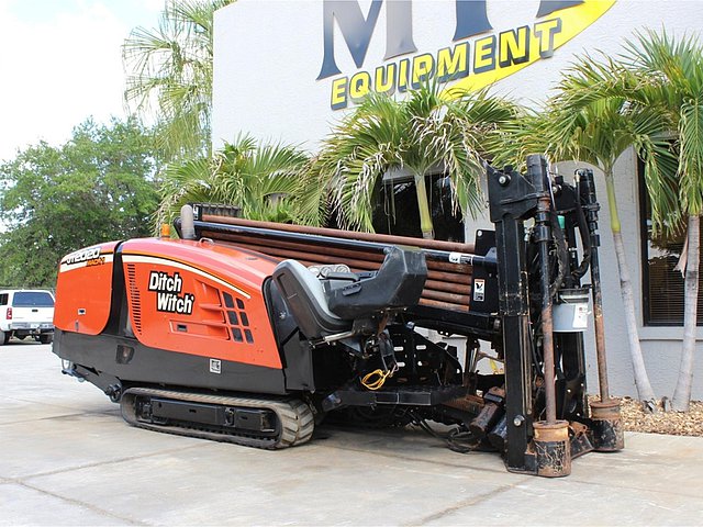 09 DITCH WITCH JT2020 MACH 1