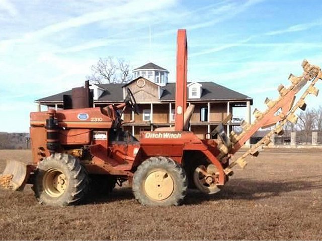 1993 DITCH WITCH 2310 Photo