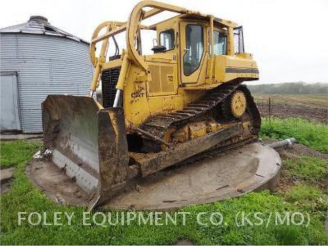 1990 CATERPILLAR D6H Photo