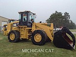 2009 CATERPILLAR 938H Photo #2