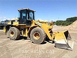 1999 CATERPILLAR 938G Photo #2