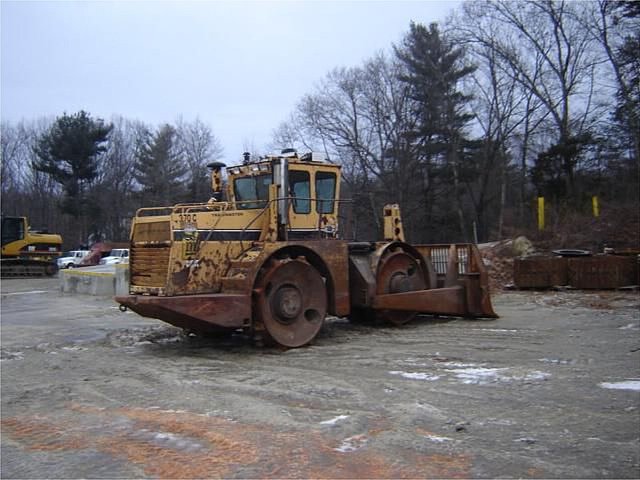 2001 CMI 370A Photo