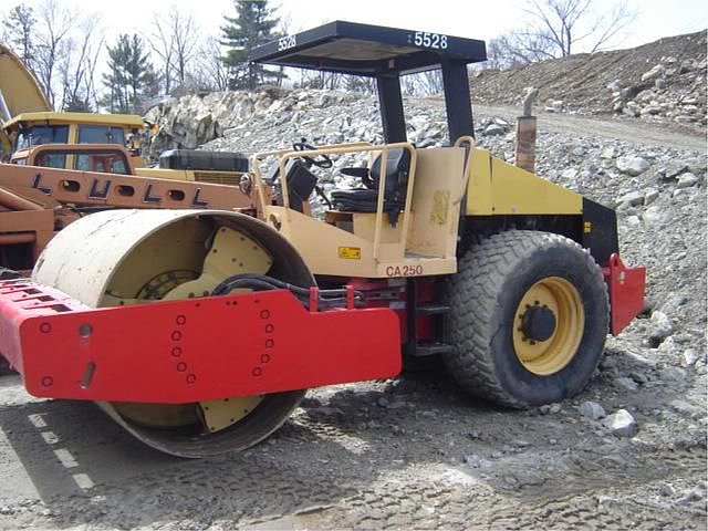 2004 DYNAPAC CA250D Photo