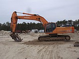 2006 DOOSAN DX420 LC Photo #2