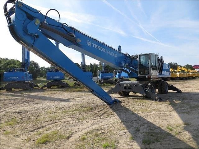 2015 FUCHS MHL360E Photo