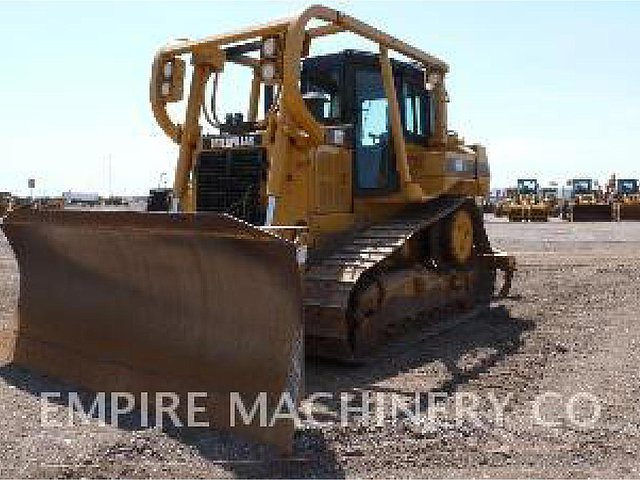 2005 CATERPILLAR D6R XL Photo
