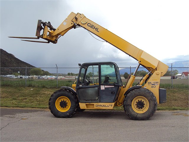 2006 GEHL DL12H40 Photo