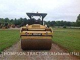2011 CATERPILLAR CB64 Photo #4