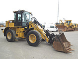 10 CATERPILLAR 924H