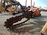 DITCH WITCH 8020T Photo #2