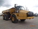 2013 CATERPILLAR 740B Photo #2