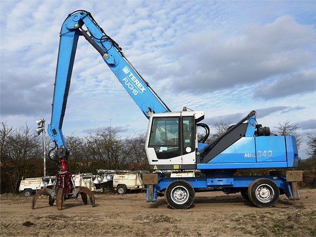 05 FUCHS MHL340C