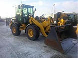 14 CATERPILLAR 908H2