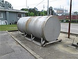 00 CUSTOM 2000 GAL.