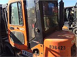 2010 DOOSAN D30S-5 Photo #3