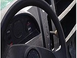2011 CLUB CAR XRT1550G Photo #3