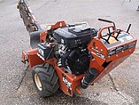 2011 DITCH WITCH RT12 Photo #4