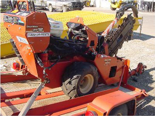 2011 DITCH WITCH RT12 Photo