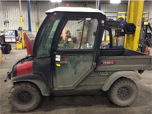 2010 CLUB CAR XRT 1550G W/CAB Photo