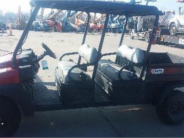 2011 CLUB CAR XRT1550 Photo