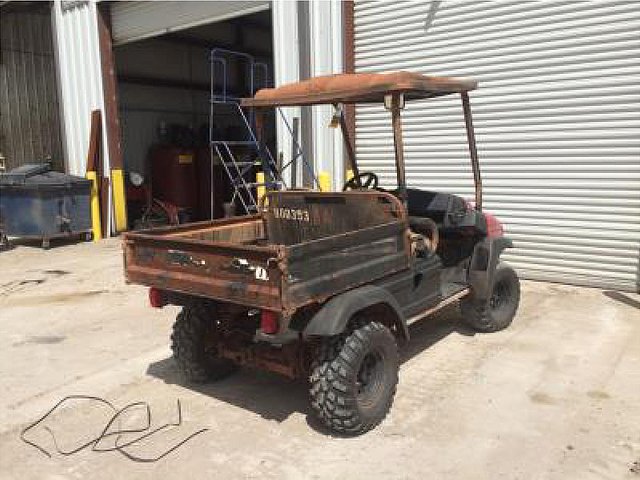 2010 CLUB CAR XRT1550G Photo