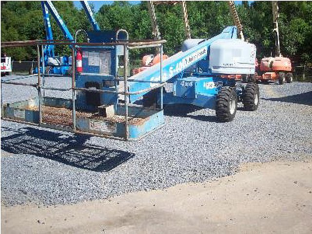 2006 GENIE S40 Photo