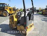 2013 CATERPILLAR CB14B Photo #4