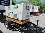 13 CATERPILLAR XQ30