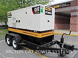 12 CATERPILLAR XQ100