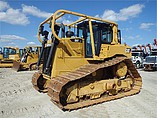 11 CATERPILLAR D6T LGP