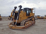 12 CATERPILLAR D8T