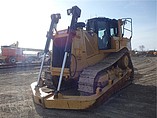 11 CATERPILLAR D8T