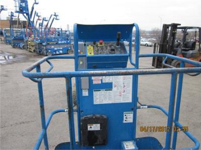 2006 GENIE Z30/20N Photo