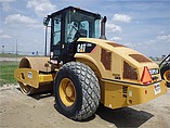 2011 CATERPILLAR CS56 Photo #9