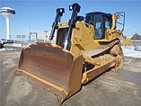 11 CATERPILLAR D8T