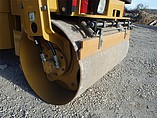 2013 CATERPILLAR CB24 Photo #7