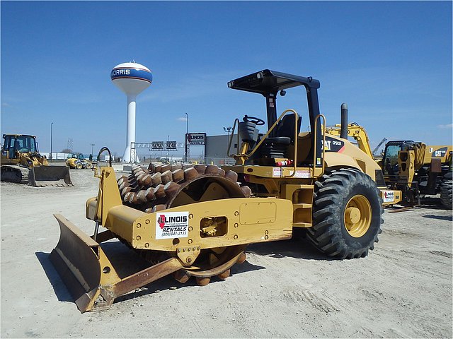 2007 CATERPILLAR CP-563E Photo