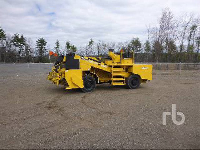 2002 GEFFS BM624KO LOUIE Photo