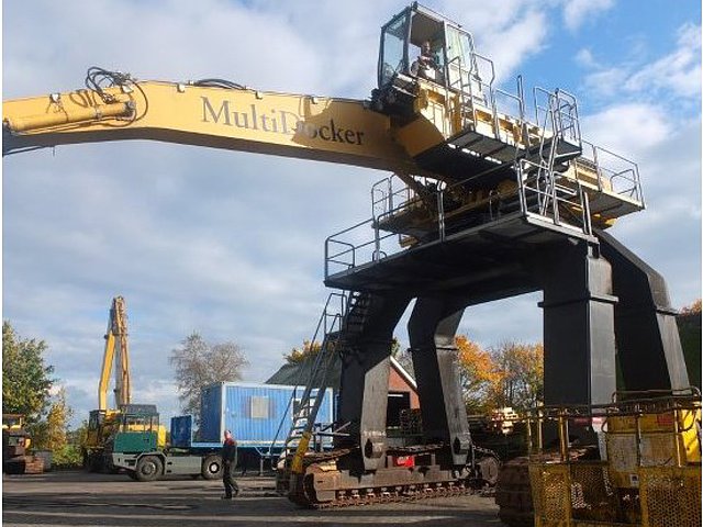 05 CATERPILLAR 365B