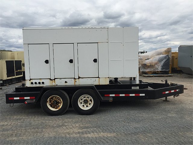 2000 CUMMINS / ONAN 200 KW Photo