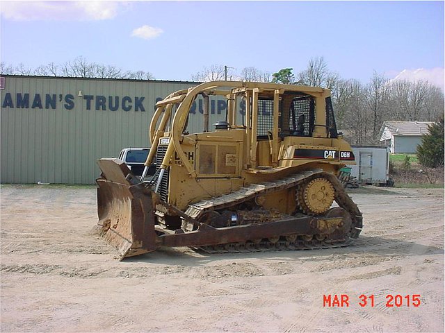 1991 CATERPILLAR D6H II Photo